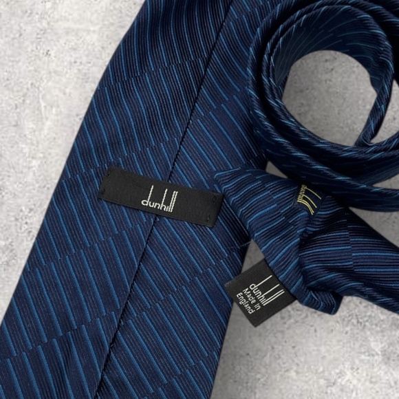 DUNHILL Navy/Blue Striped Silk LUXURY Tie ENGLAND - Picture 5 of 7